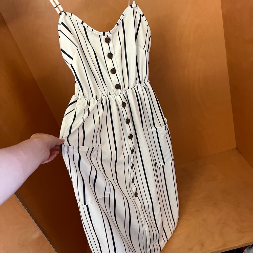 Medium midi dress